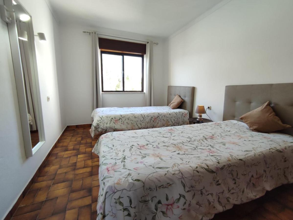 Apartamento V2 Pedro - By Bedzy Αλμπουφέιρα Εξωτερικό φωτογραφία